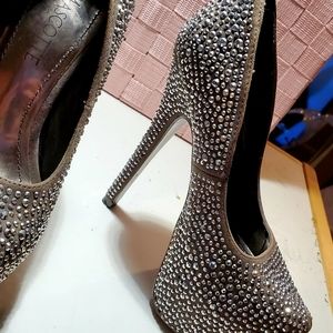 Silver Rhinestone Studded mascotte sexy Almond Toe